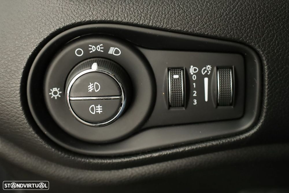 Jeep Renegade 1.0 T Limited - 17