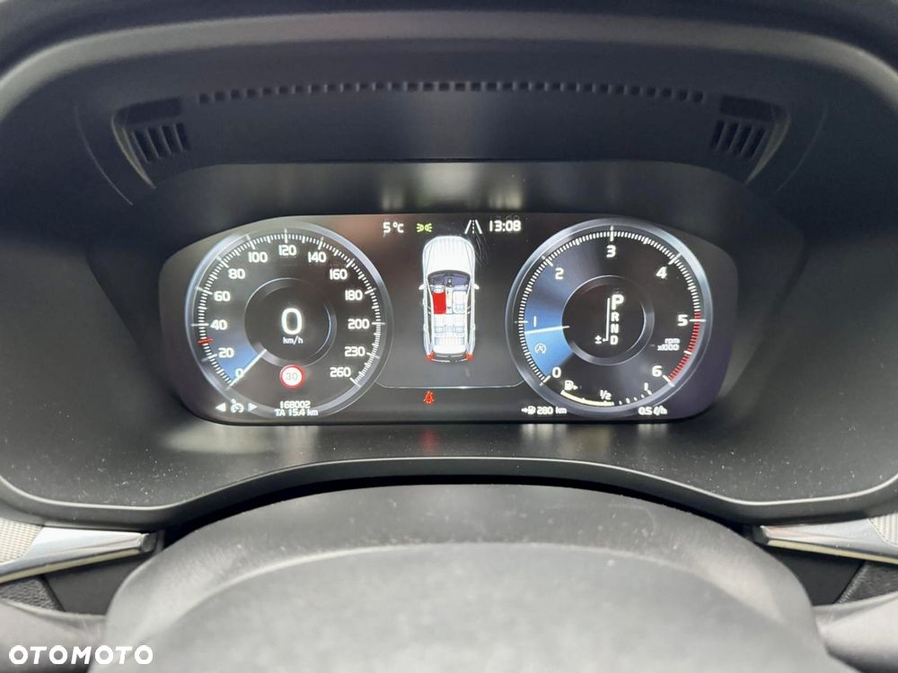 Volvo XC 60 D4 AWD R-Design - 16