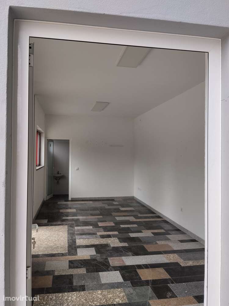 ARRENDA-SE PAVILHÃO INDUSTRIAL com PONTE ROLANTE 16T - Grande imagem: 4/11