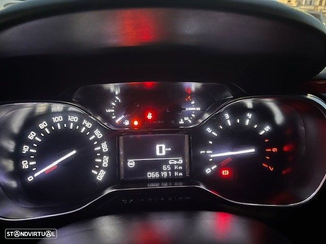 Citroën C3 1.2 PureTech Plus - 9