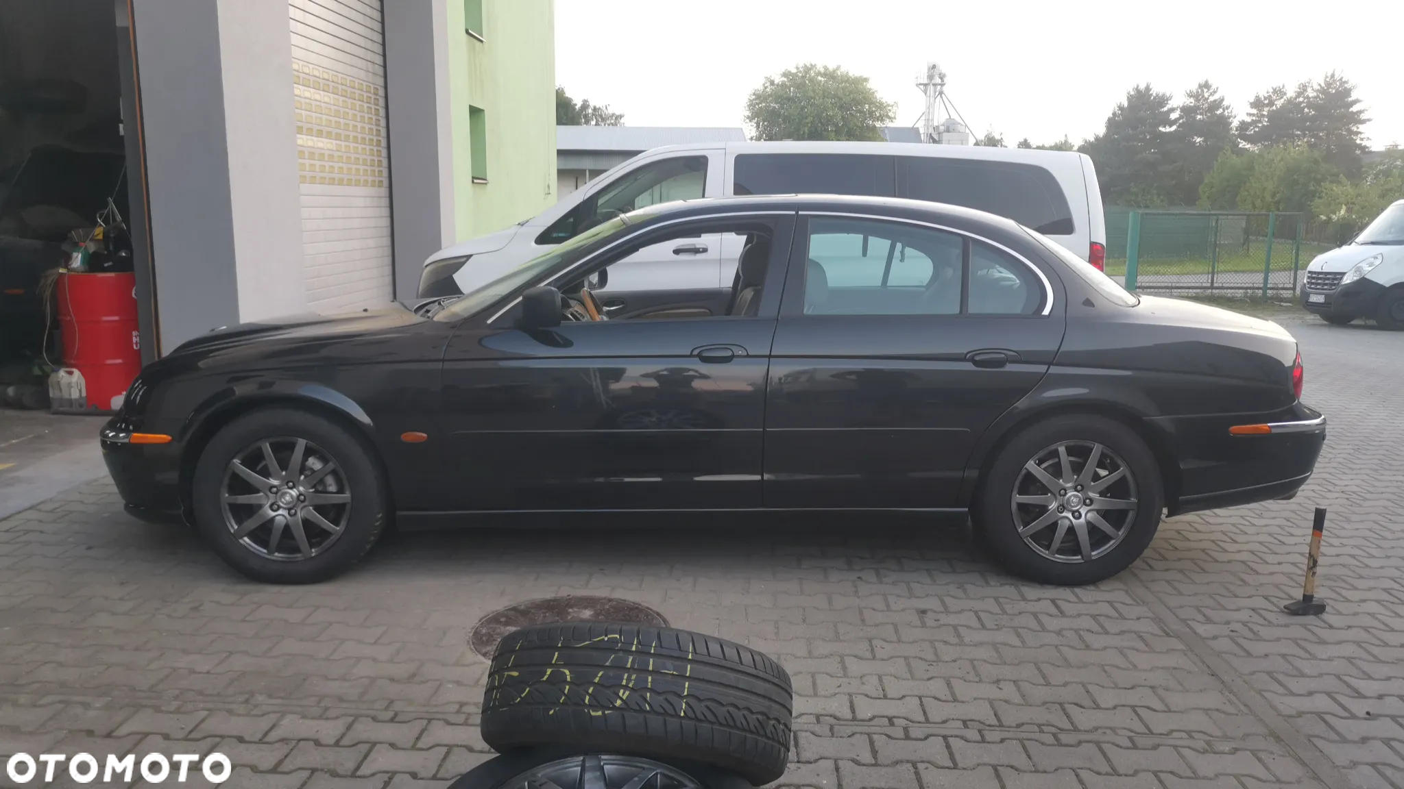 Jaguar S-Type 3.0 V6 Executive - 14