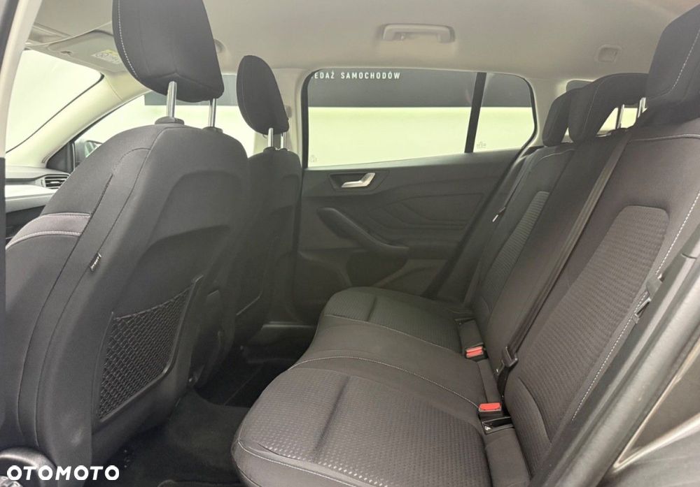Ford Focus 1.0 EcoBoost Start-Stopp-System COOL&CONNECT - 25