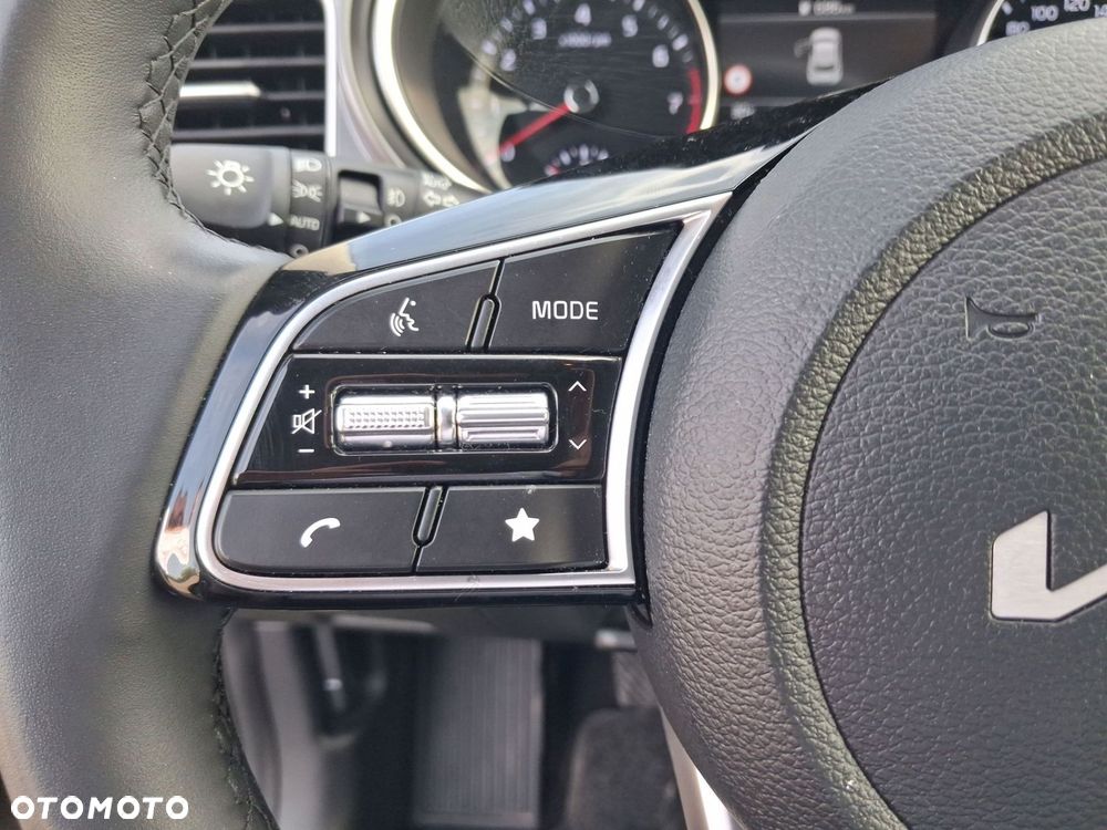 Kia XCeed - 19