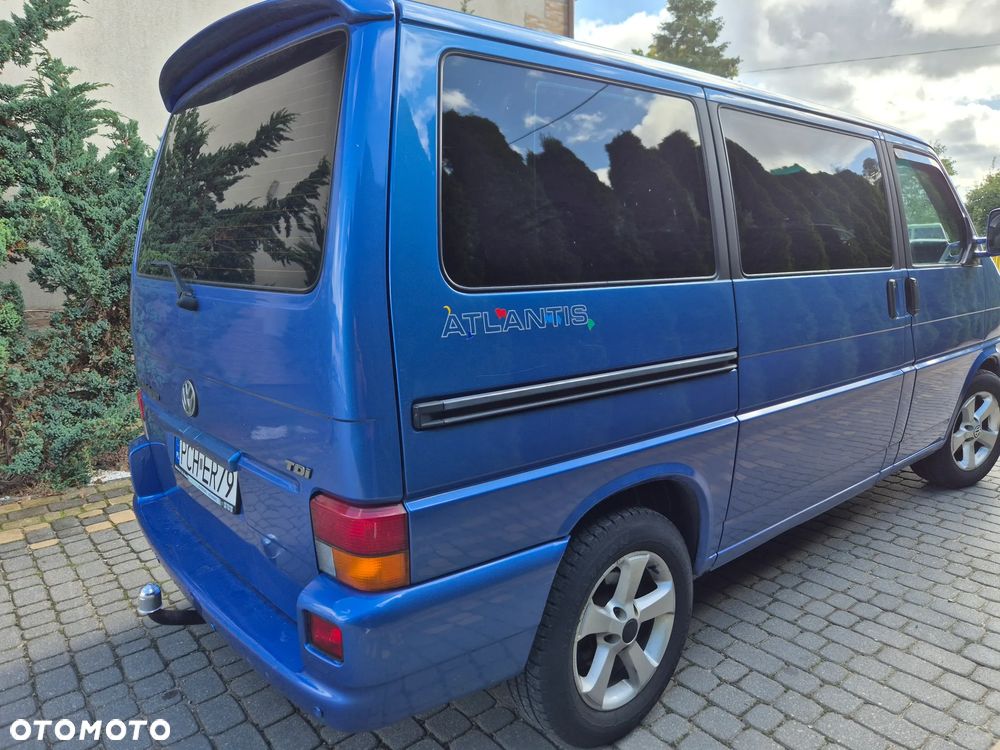 Volkswagen Multivan Standard - 8