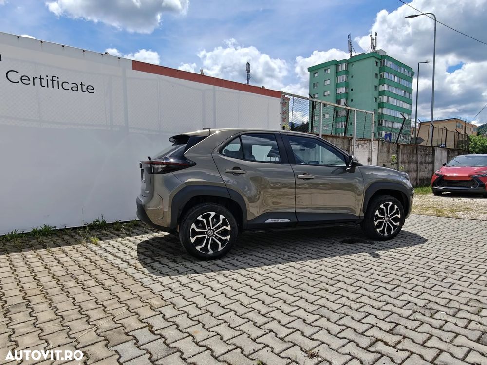 Toyota Yaris Cross - 4
