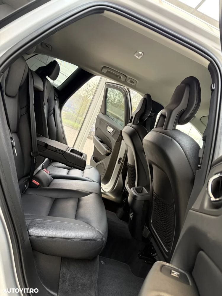Volvo XC 60 - 11