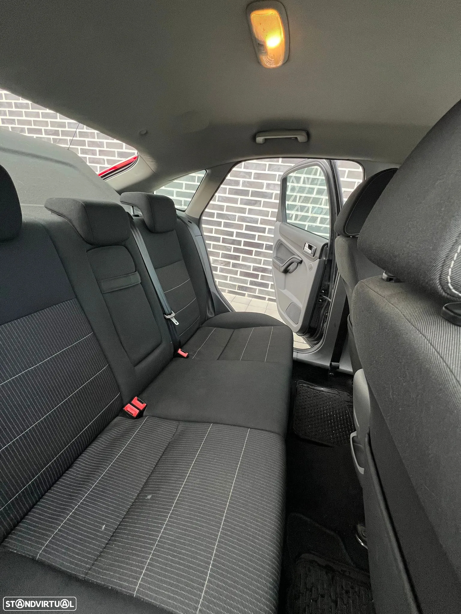 Ford Focus 1.6 TDCi Titanium - 6