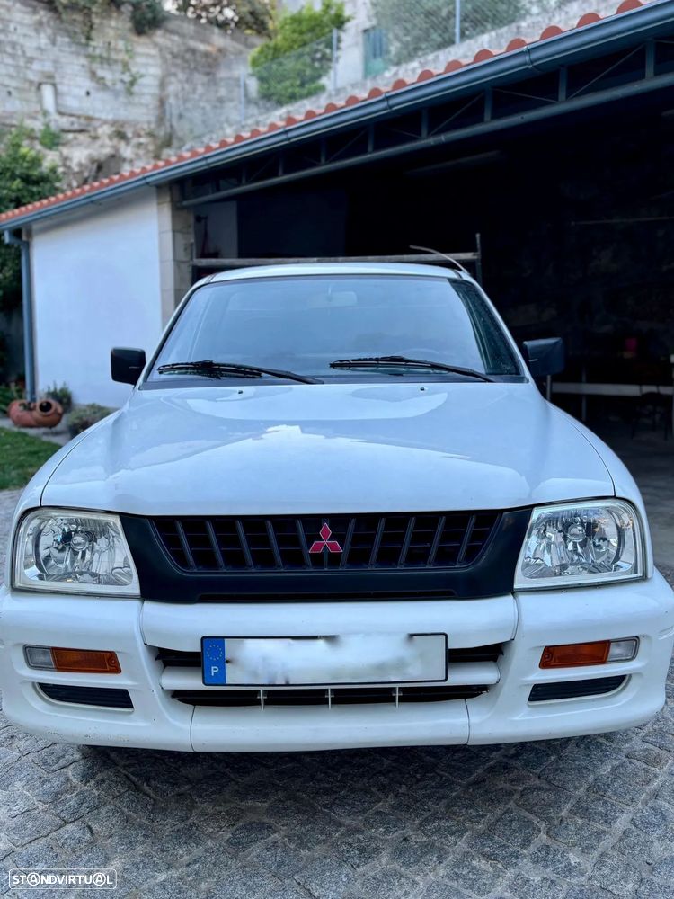 Mitsubishi L200 - 4