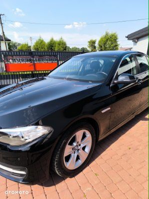 BMW Seria 5 518d - 24