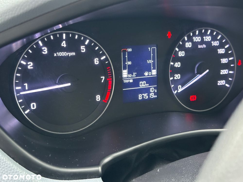 Hyundai i20 1.2 Fifa World Cup Edition - 18