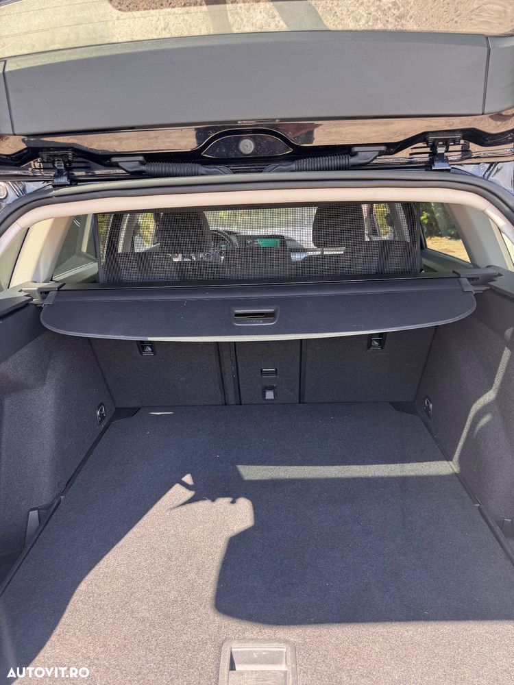 Volkswagen Golf 2.0 TDI 116CP Life - 14