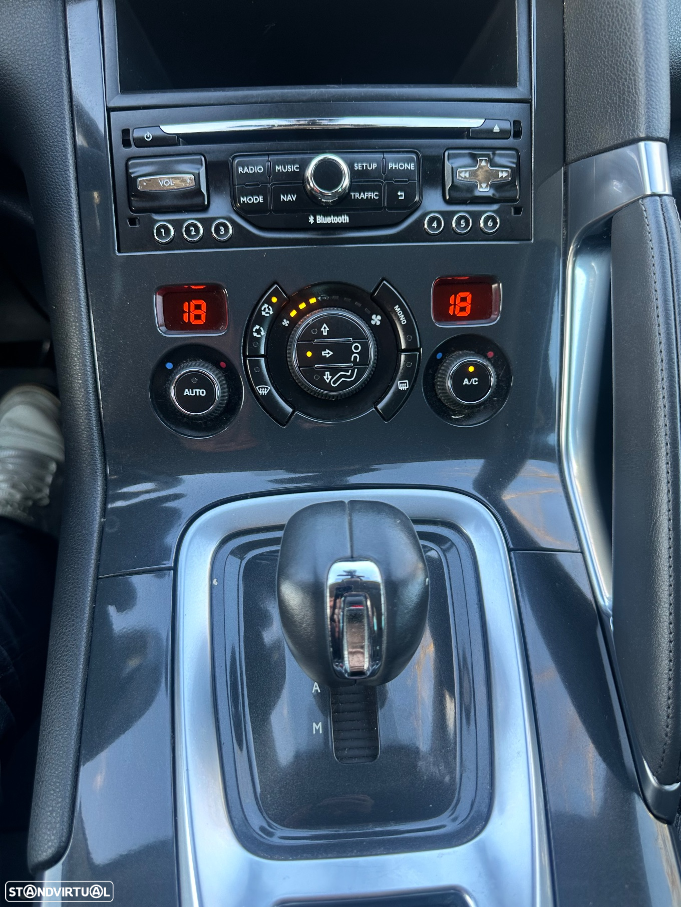 Peugeot 3008 2.0 HDi Hybrid4 99g - 27