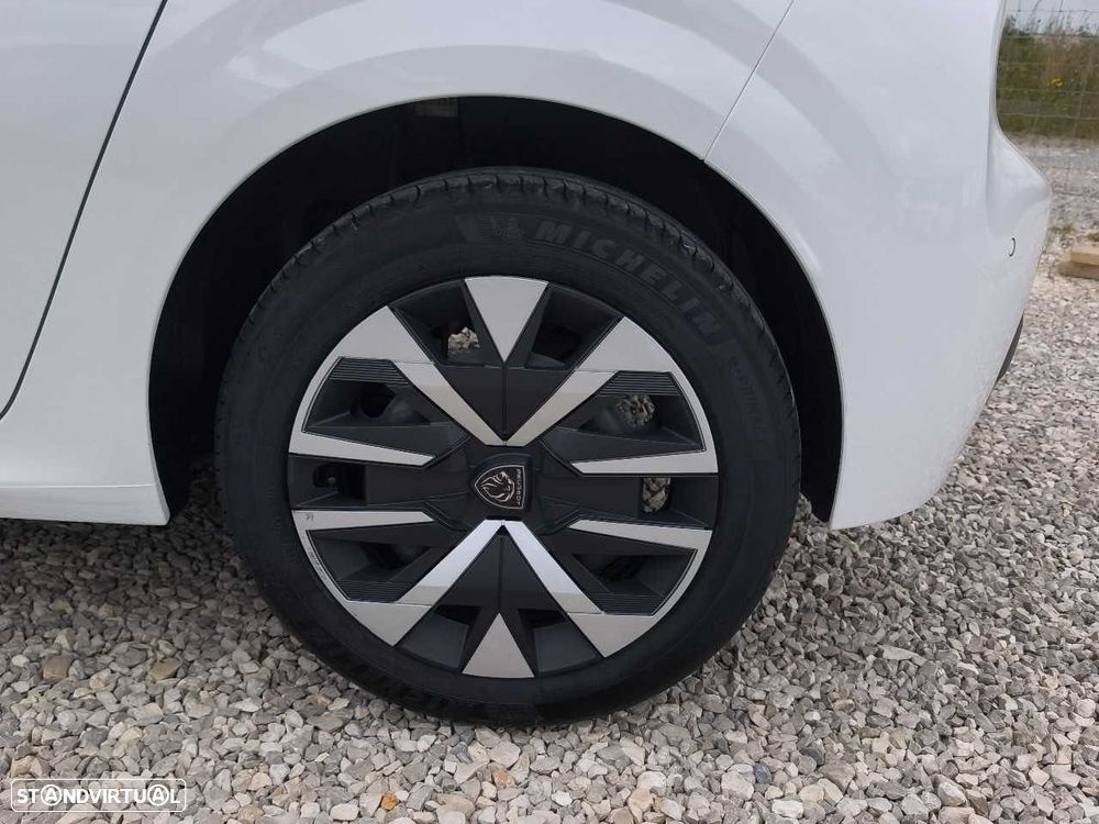 Peugeot 208 1.2 PureTech SE Style - 24