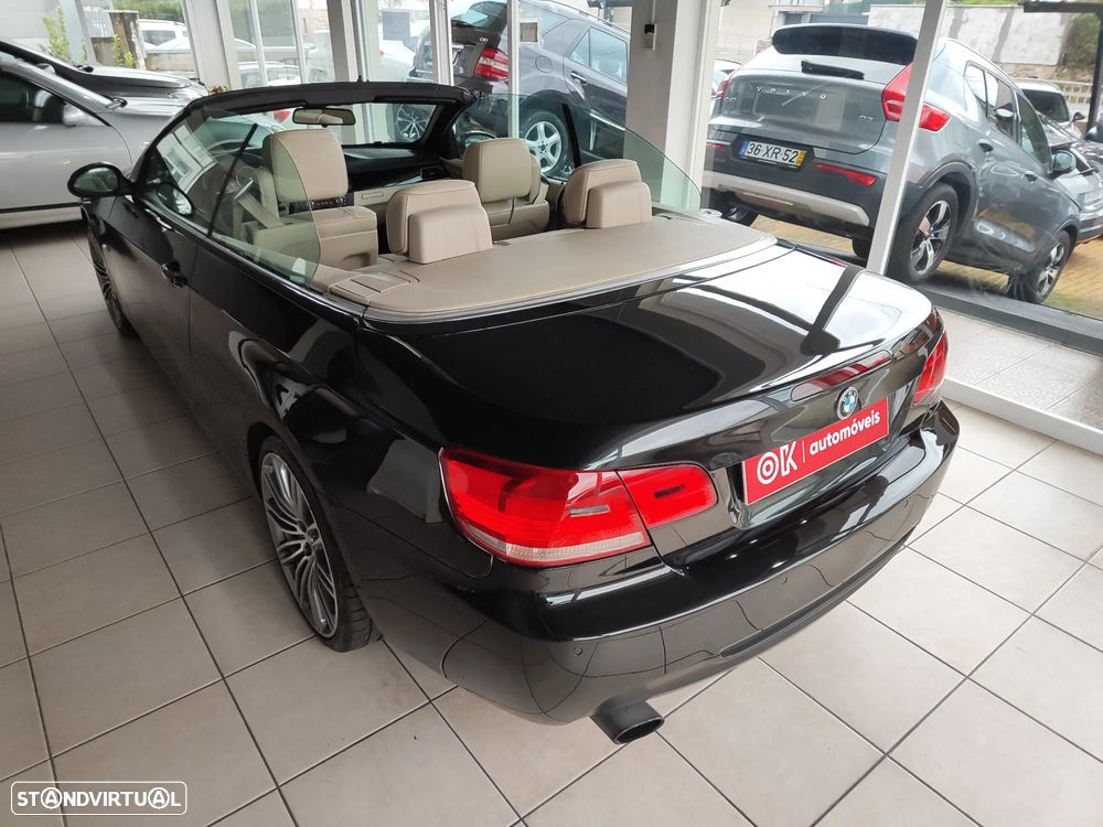 BMW 320 i M Sport Edition - 8