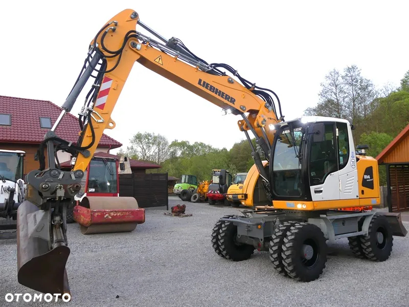 Liebherr A914 Compact / z Niemiec / 7740mtg / - 11