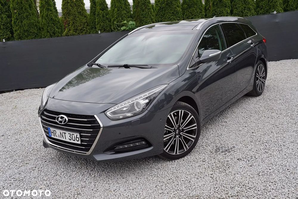 Hyundai i40 1.7 CRDi Premium DCT - 1