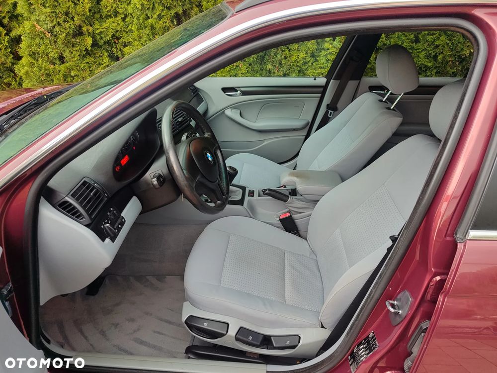 BMW Seria 3 - 24