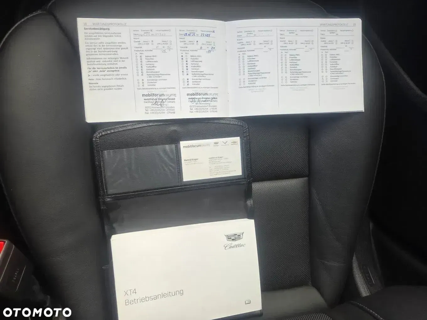 Cadillac XT4 350T AWD Premium Luxury - 28