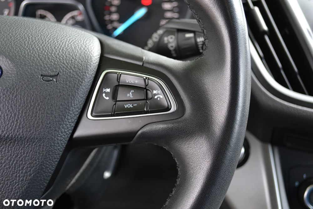 Ford Kuga 1.5 EcoBoost 2x4 SYNC - 25