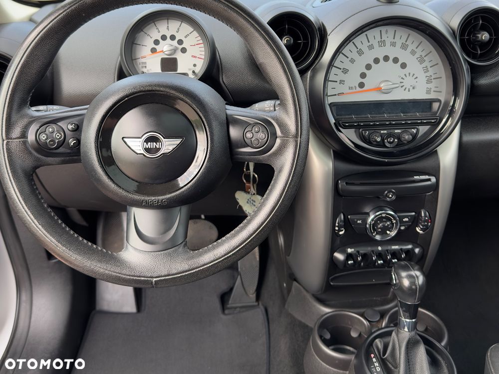 MINI Cooper - 8