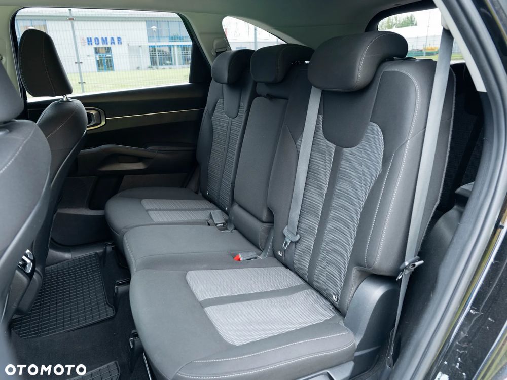 Kia Sorento 1.6 T-GDI HEV M - 18