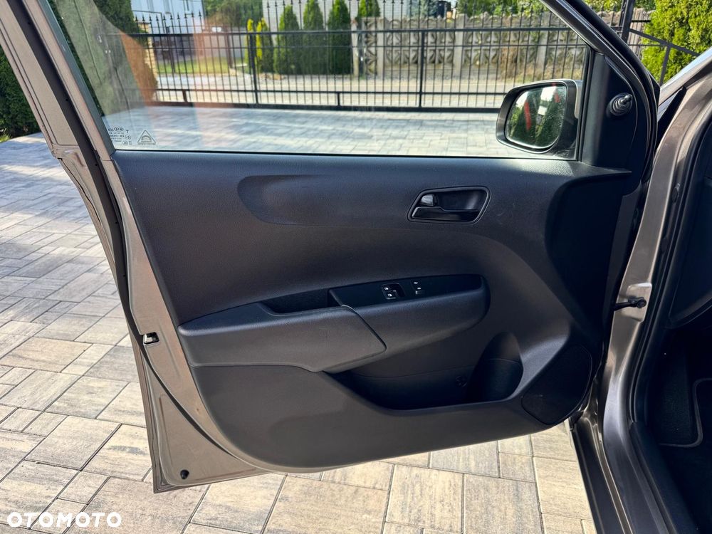 Kia Picanto 1.0 Dream-Team Edition - 26