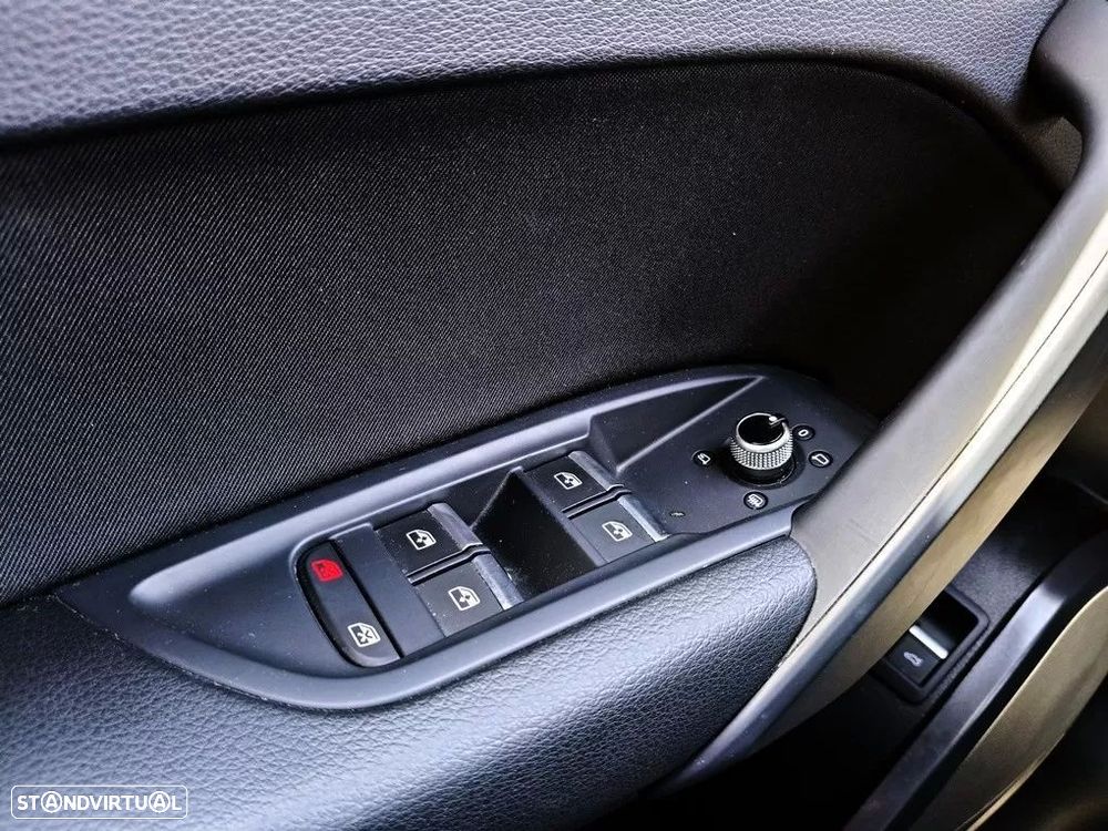 Audi Q5 50 TFSIe quattro S tronic S line business - 20