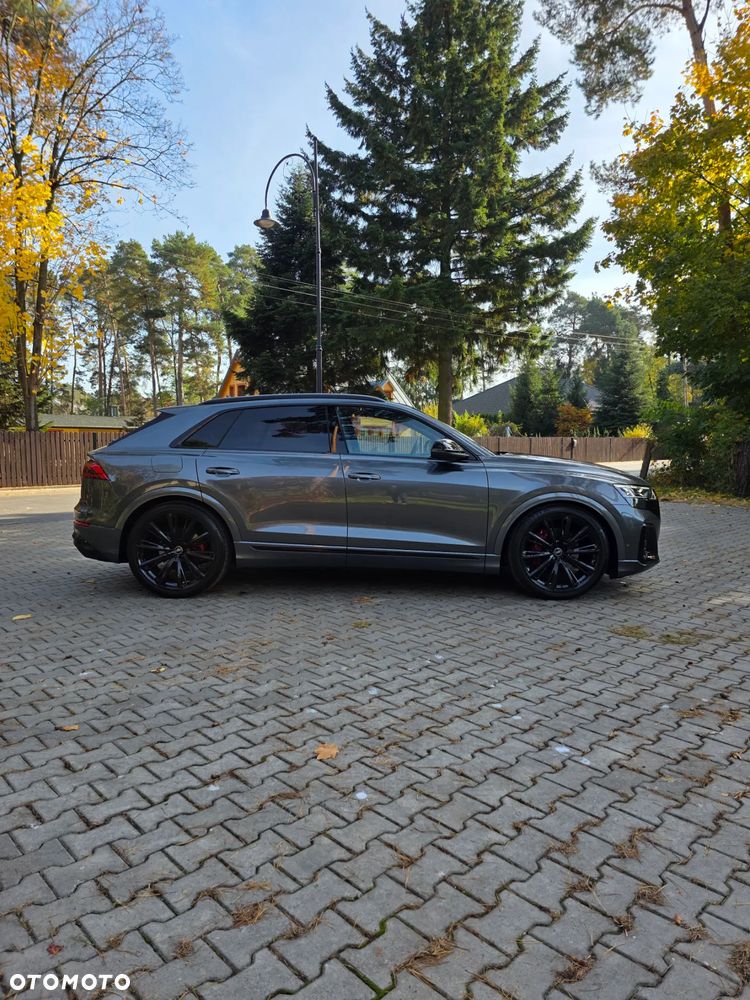Audi Q8 - 9
