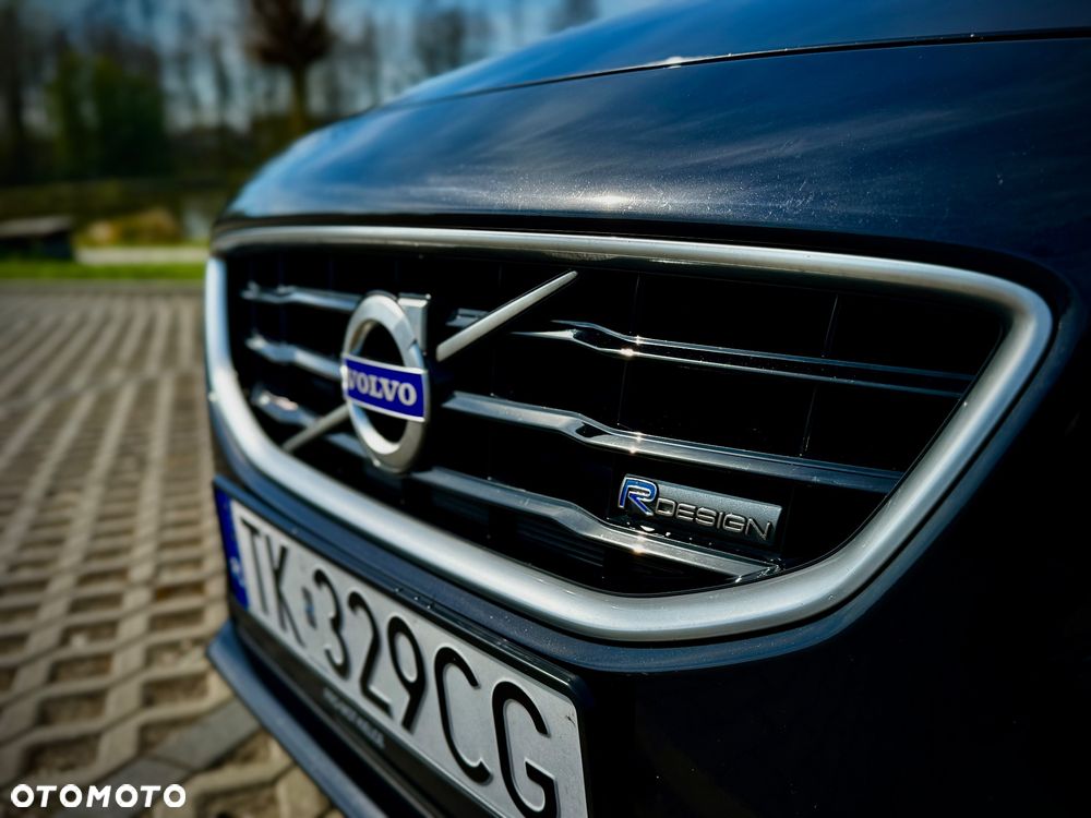 Volvo V40 D4 Drive-E R-Design Momentum - 15