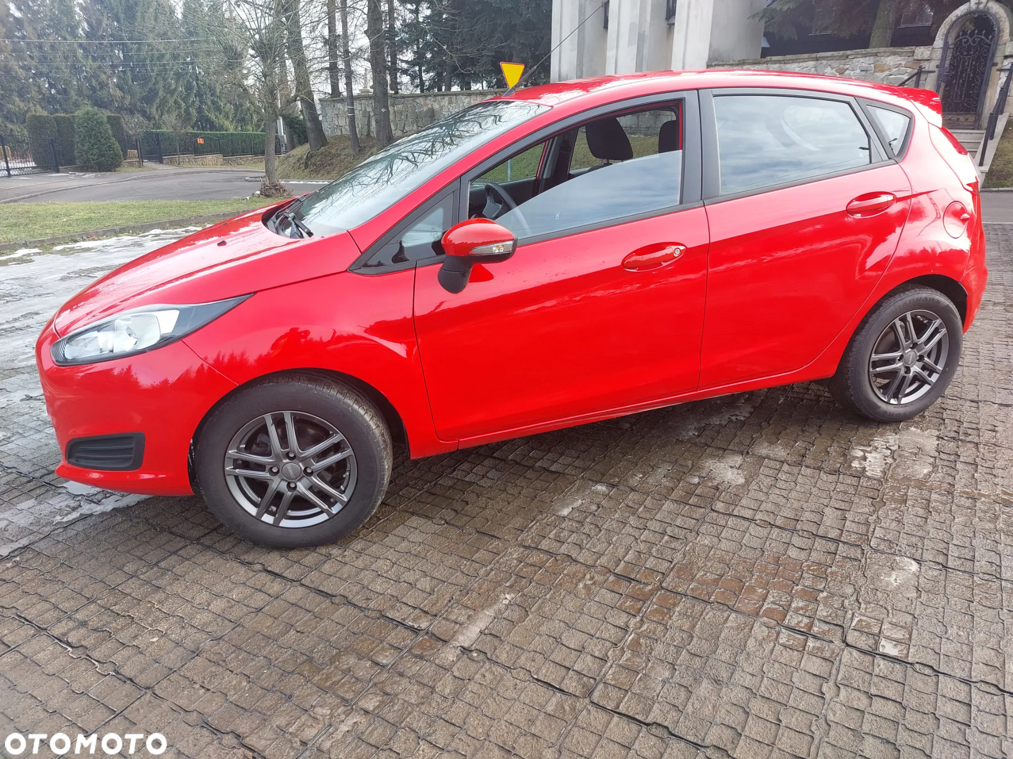 Ford Fiesta 1.25 Ambiente EU5 - 12