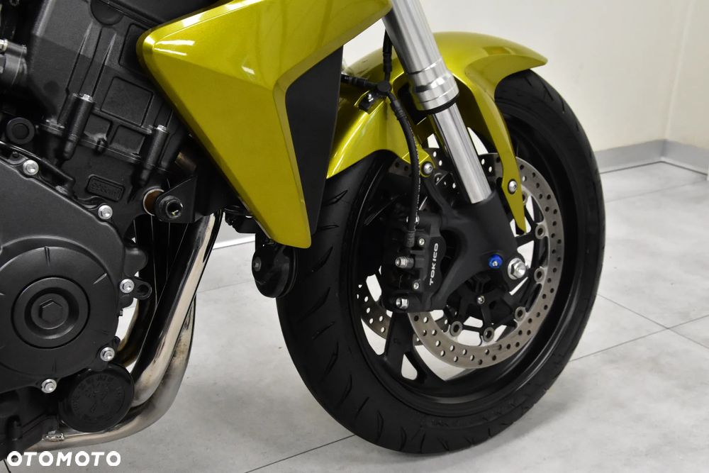 Honda CB - 32