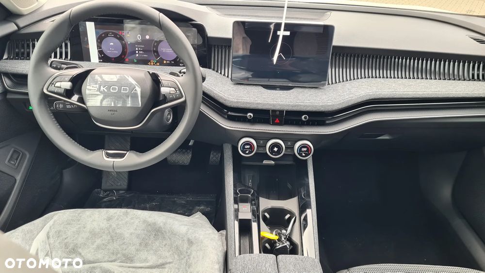 Skoda Superb 2.0 TSI Drive DSG - 15