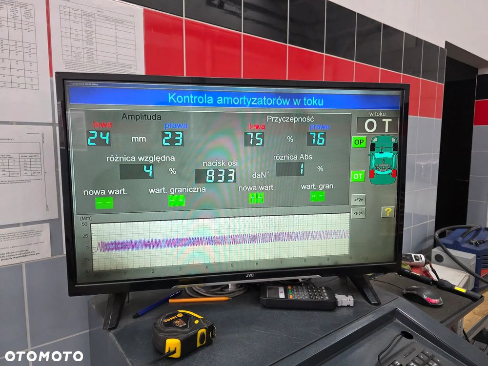 BMW Seria 3 318d DPF - 19