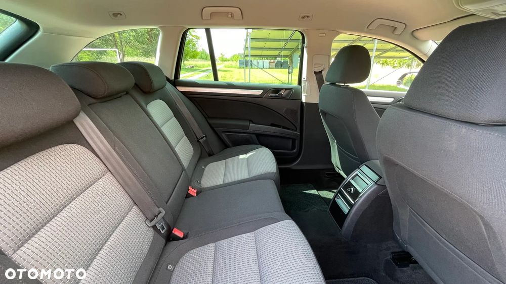 Skoda Superb 2.0 TDI Elegance - 18