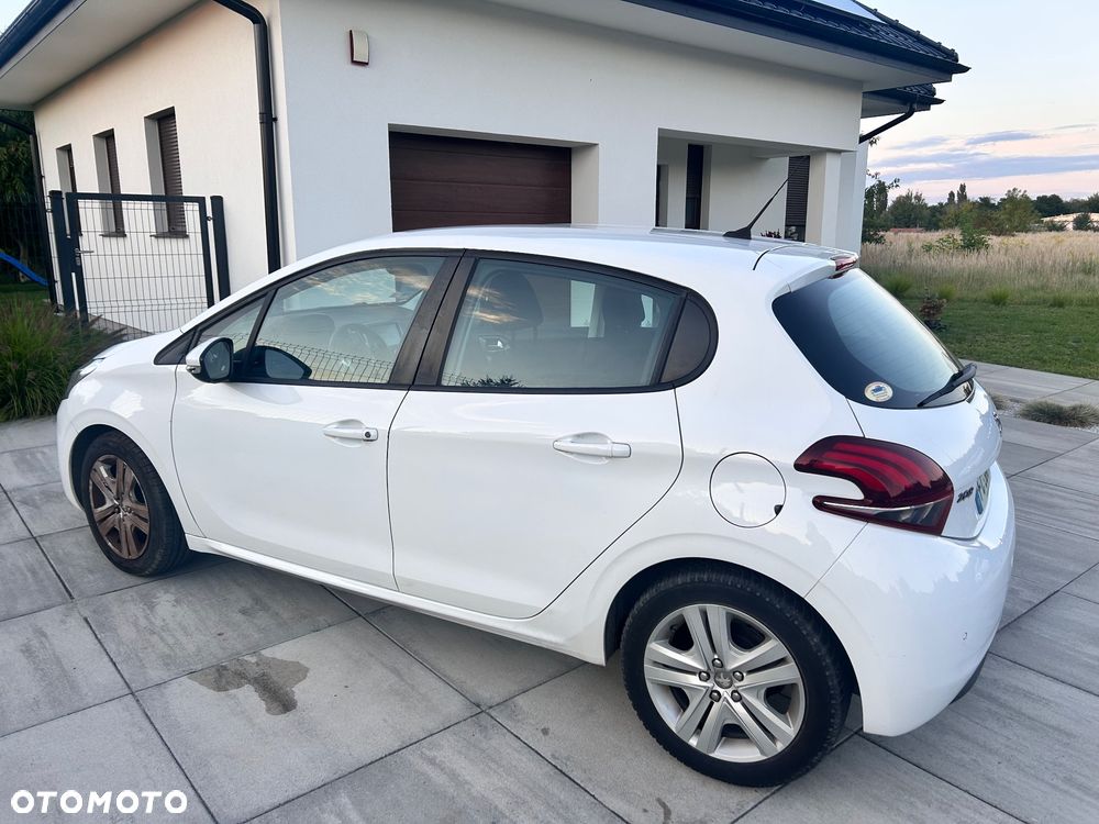 Peugeot 208 1.2 PureTech Access - 4