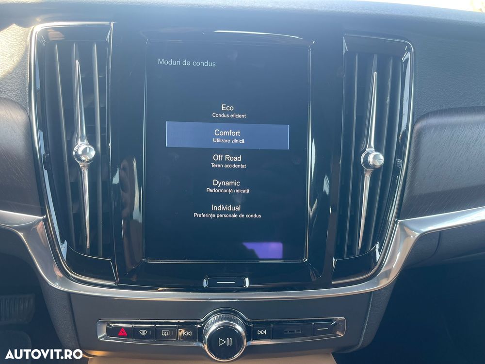 Volvo V90 D5 AWD - 14