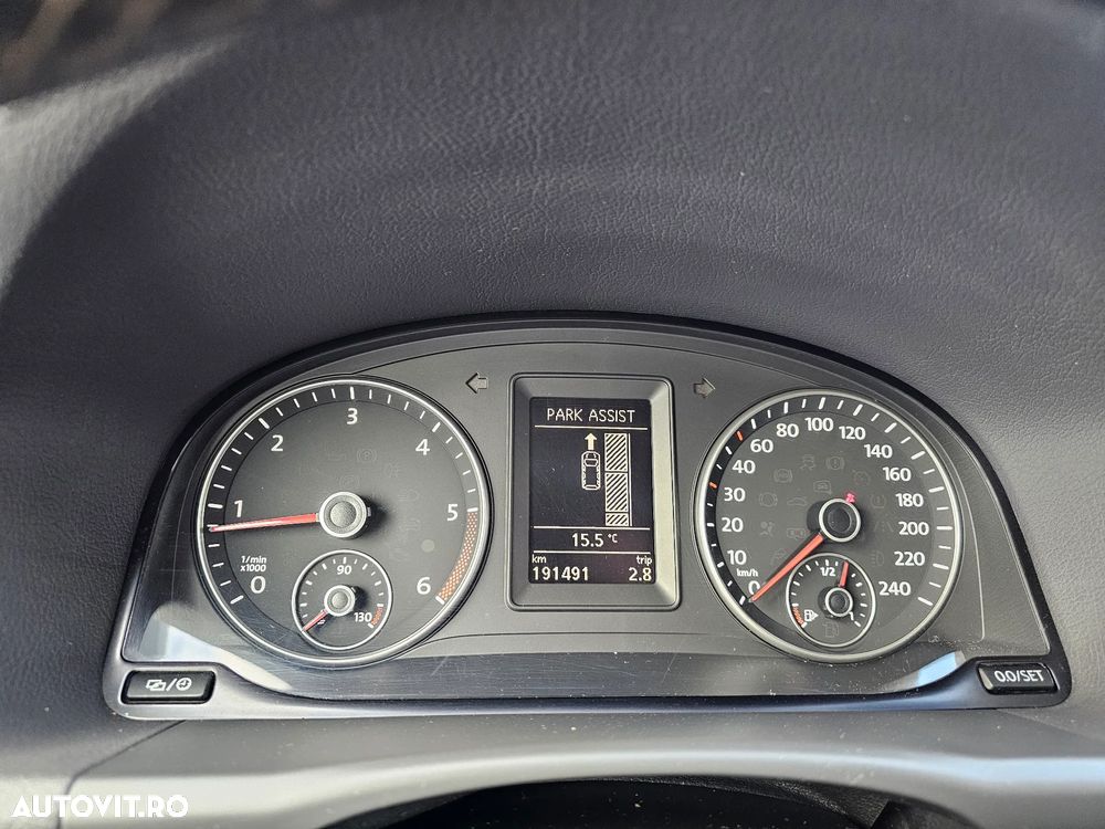 Volkswagen Touran 1.6 TDI DPF BlueMotion Technology DSG Cup - 31