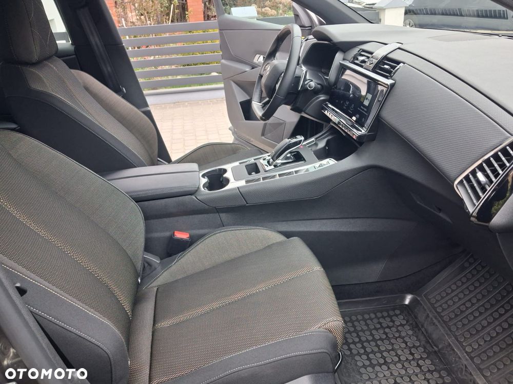 DS Automobiles DS 7 Crossback - 25