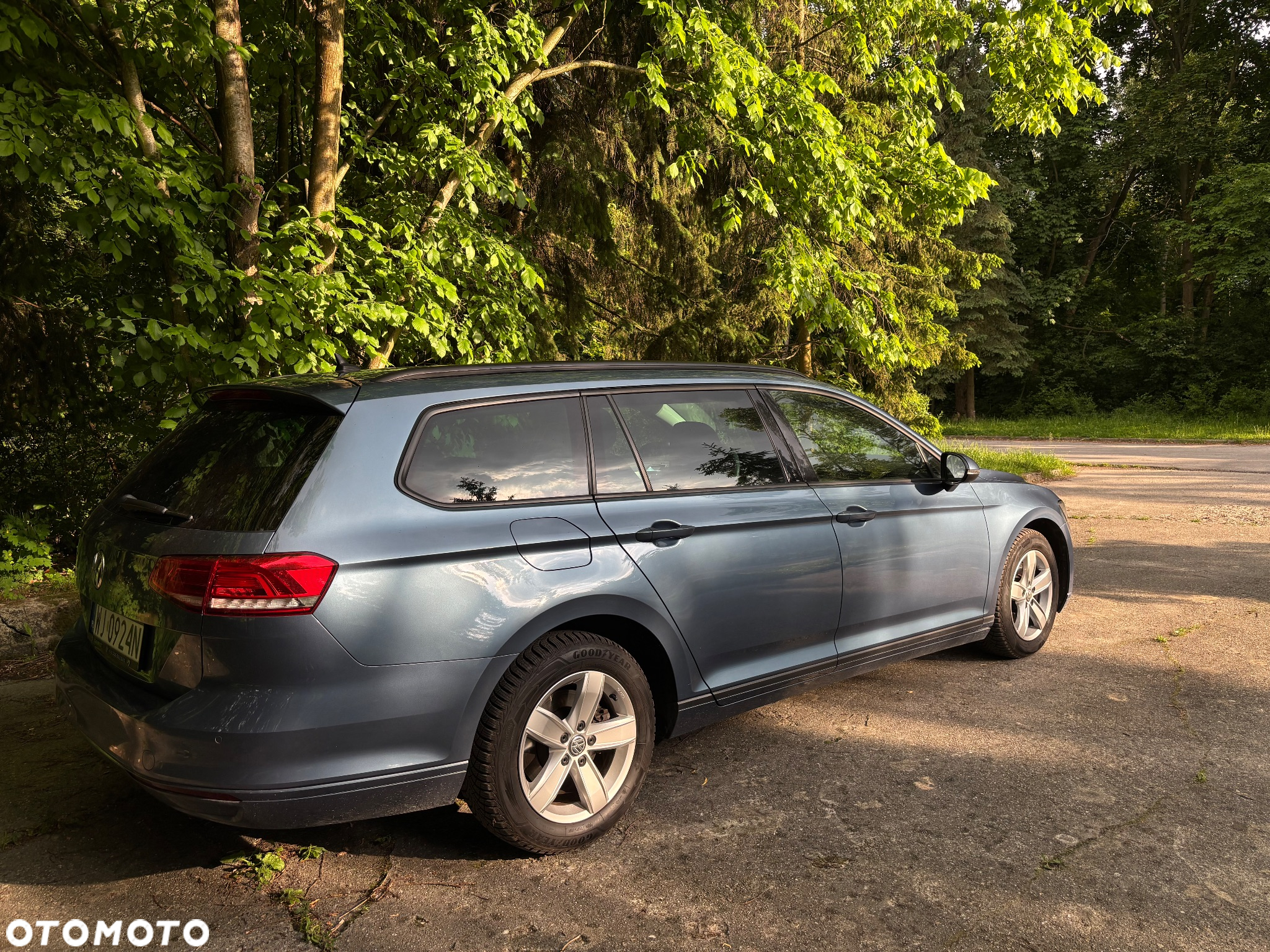 Volkswagen Passat - 3