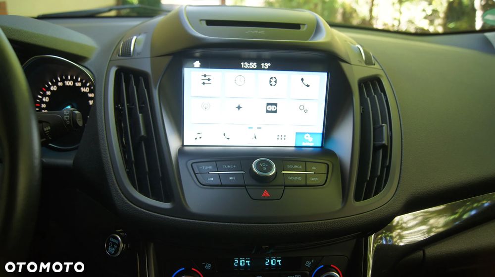 Ford Kuga 2.0 TDCi 4x4 Business Edition - 26