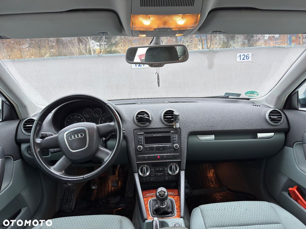 Audi A3 Sportback 2.0 TFSI Ambiente - 6