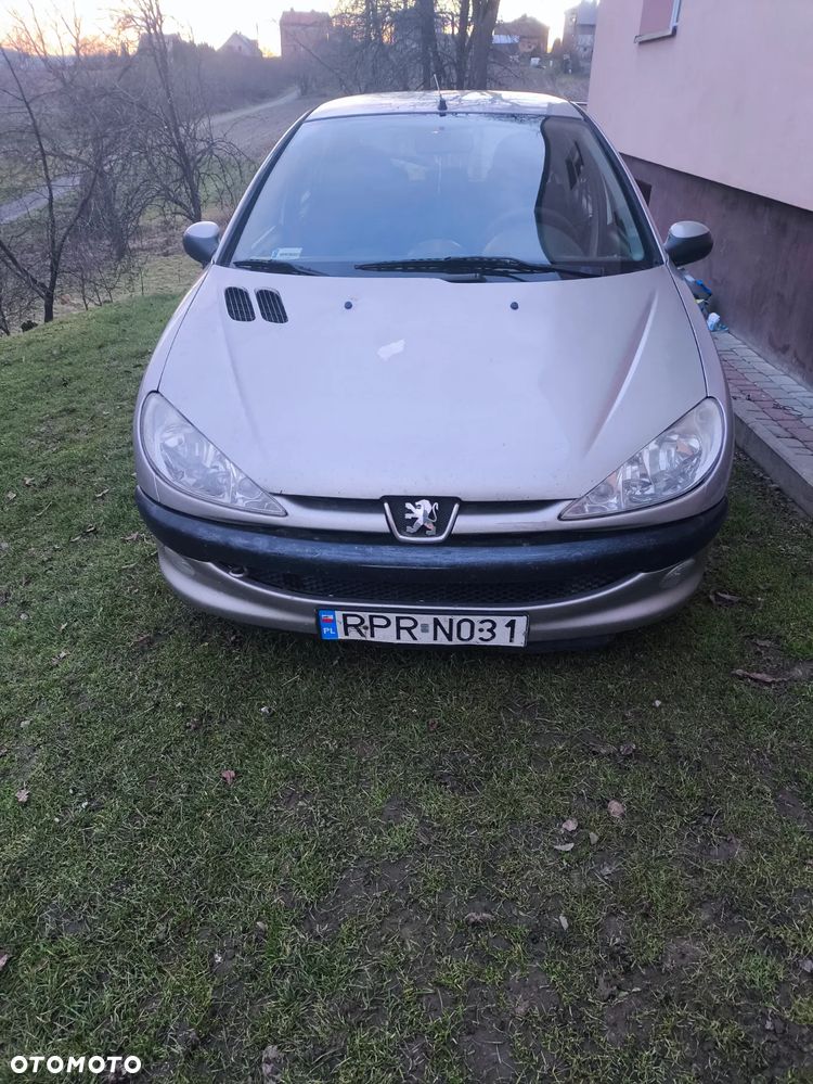 Peugeot 206 1.1 Mistral - 1