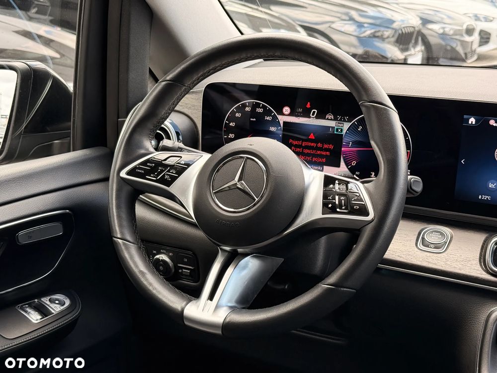 Mercedes-Benz Klasa V 300 d extralang 4Matic 9G-TRONIC Avantgarde - 19