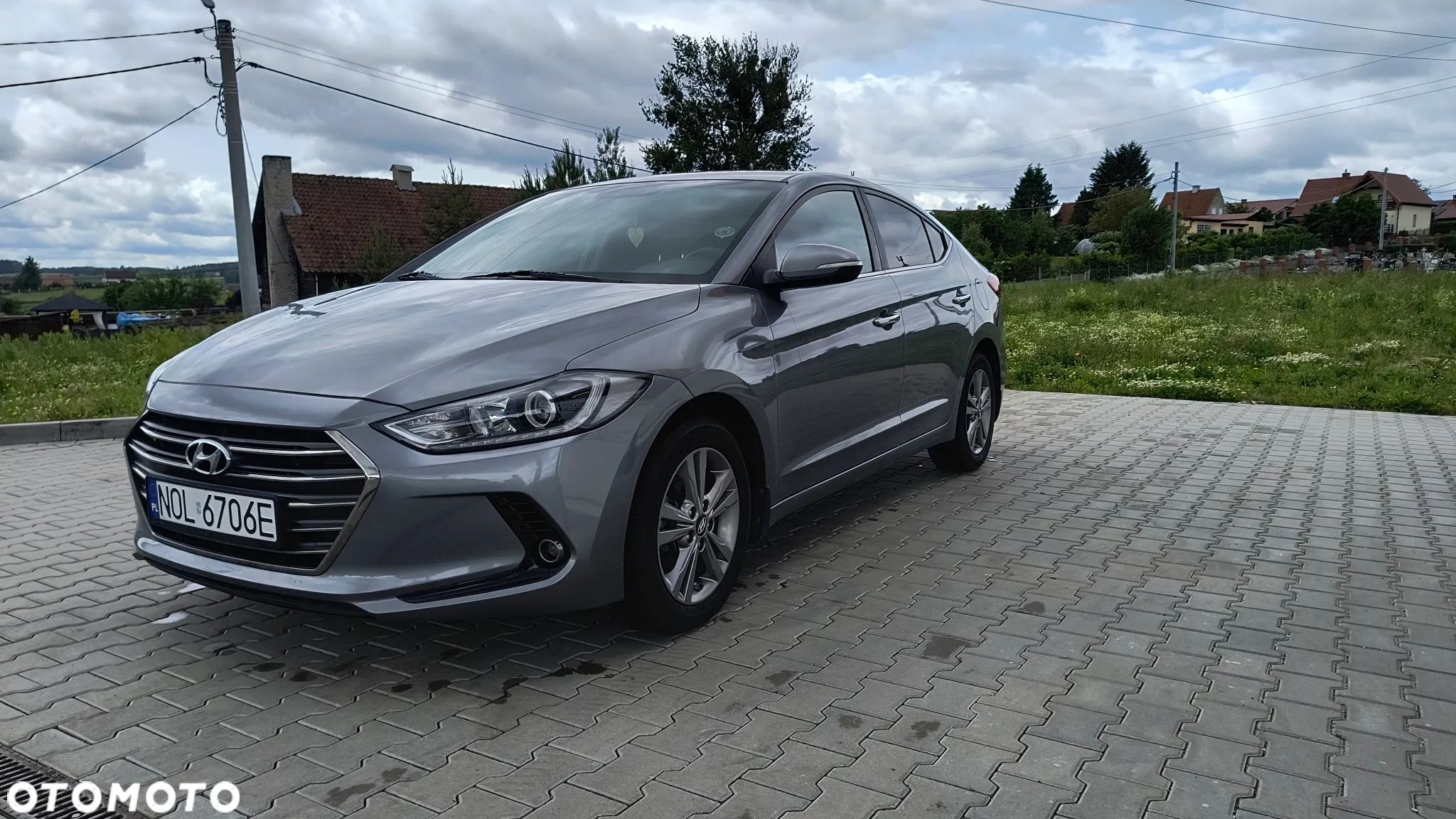 Hyundai Elantra 1.6 Comfort - 1