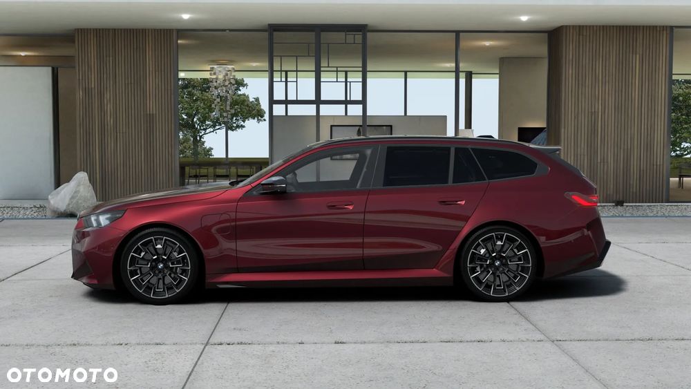 BMW M5 xDrive - 4