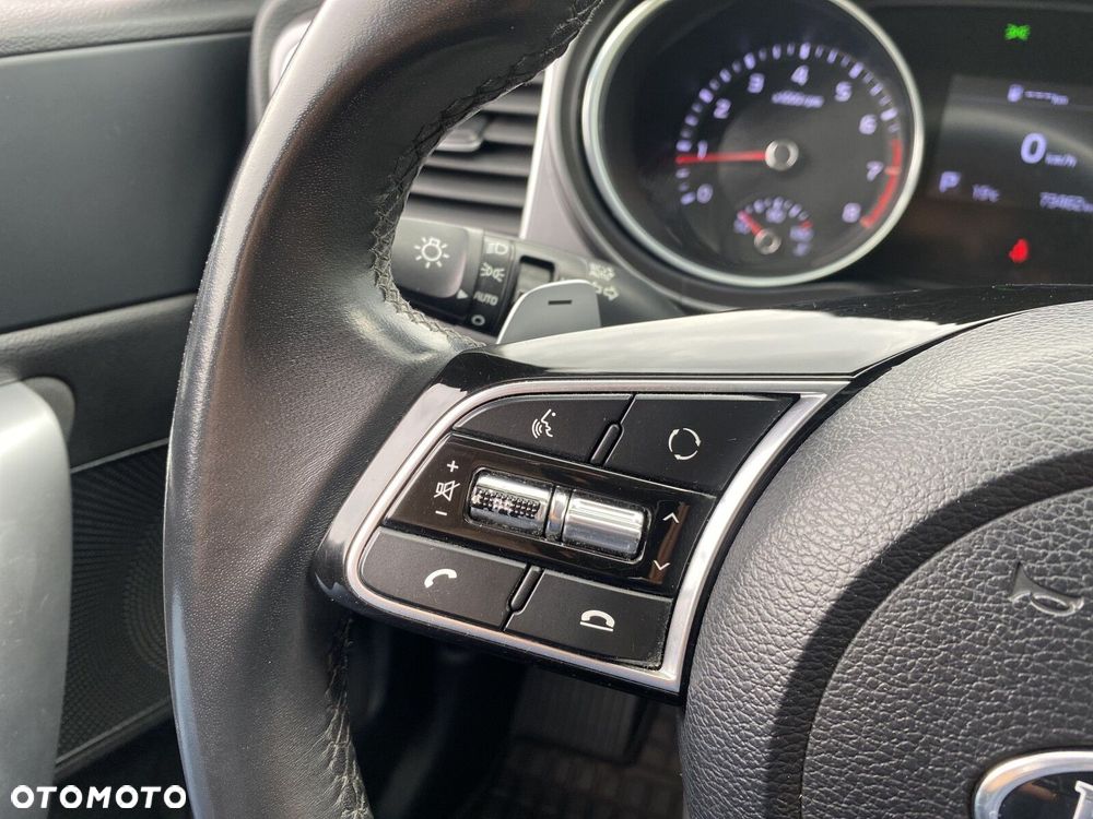 Kia XCeed - 19
