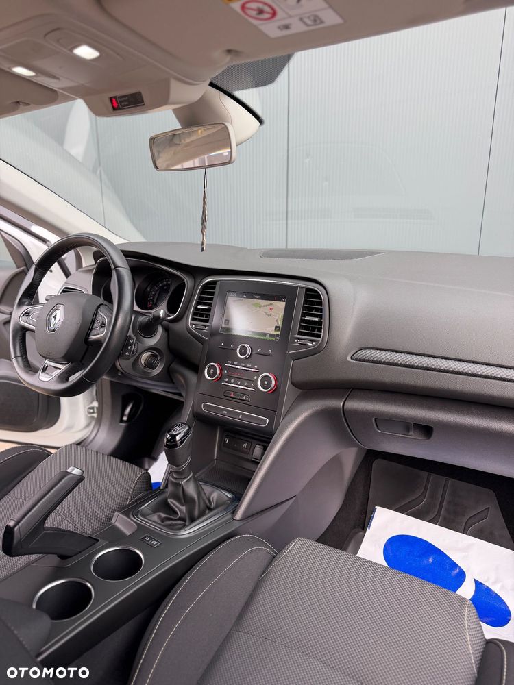 Renault Megane 1.2 Energy TCe Limited - 37