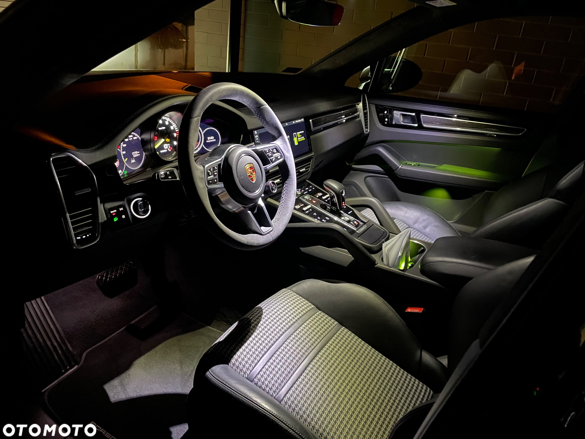 Porsche Cayenne Coupe - 9