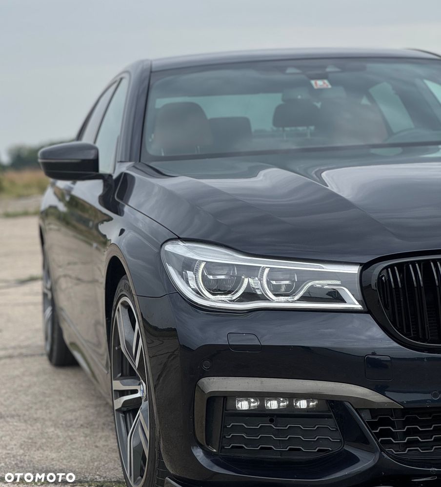 BMW Seria 7 730d xDrive sport - 3
