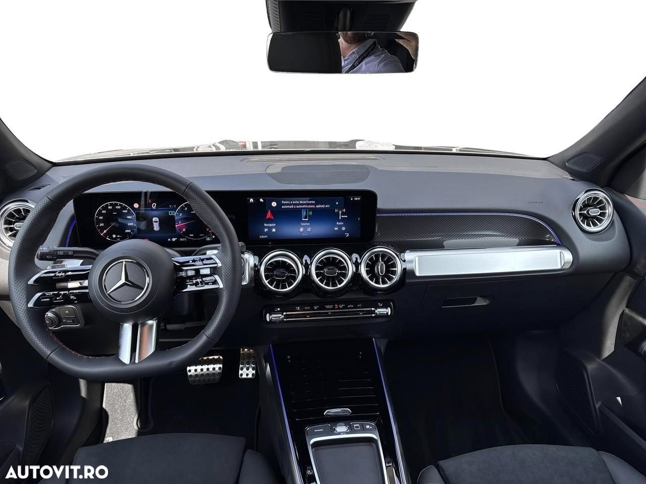 Mercedes-Benz GLB - 8
